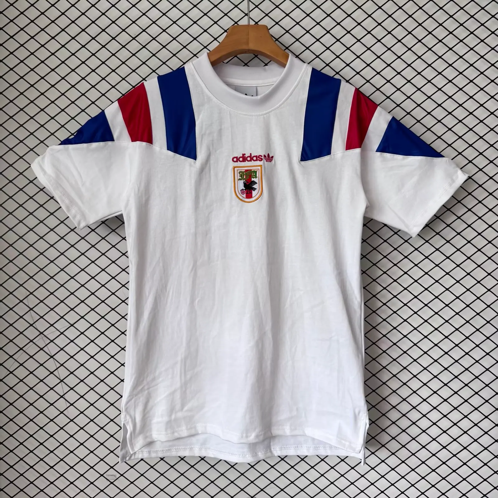 2026-2027 Branco Japão Pure cotton Camisa de futebol Qualidade tailandesa 1:1