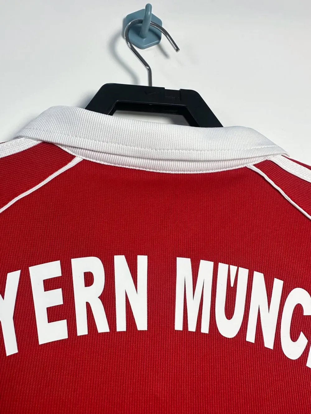 2006-2007 Retro Bayern Munich Home Football Jersey 1:1 Thai Quality - Image 4