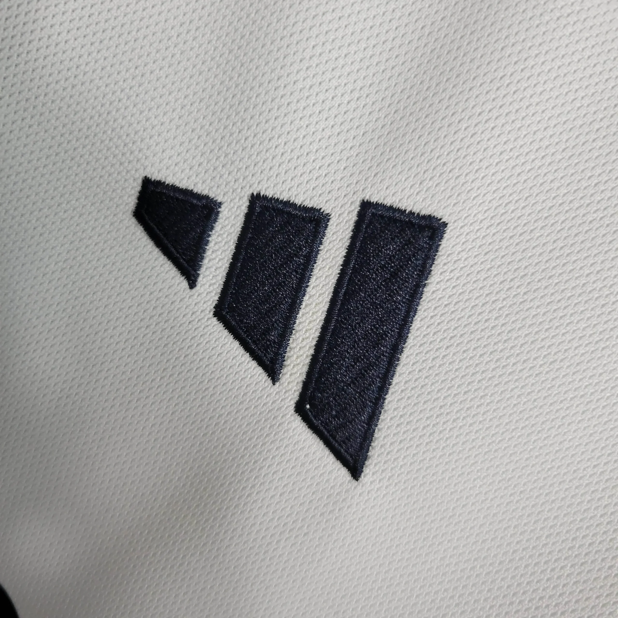 2023/2024 Real Madrid Casa Camisa de futebol - Image 5