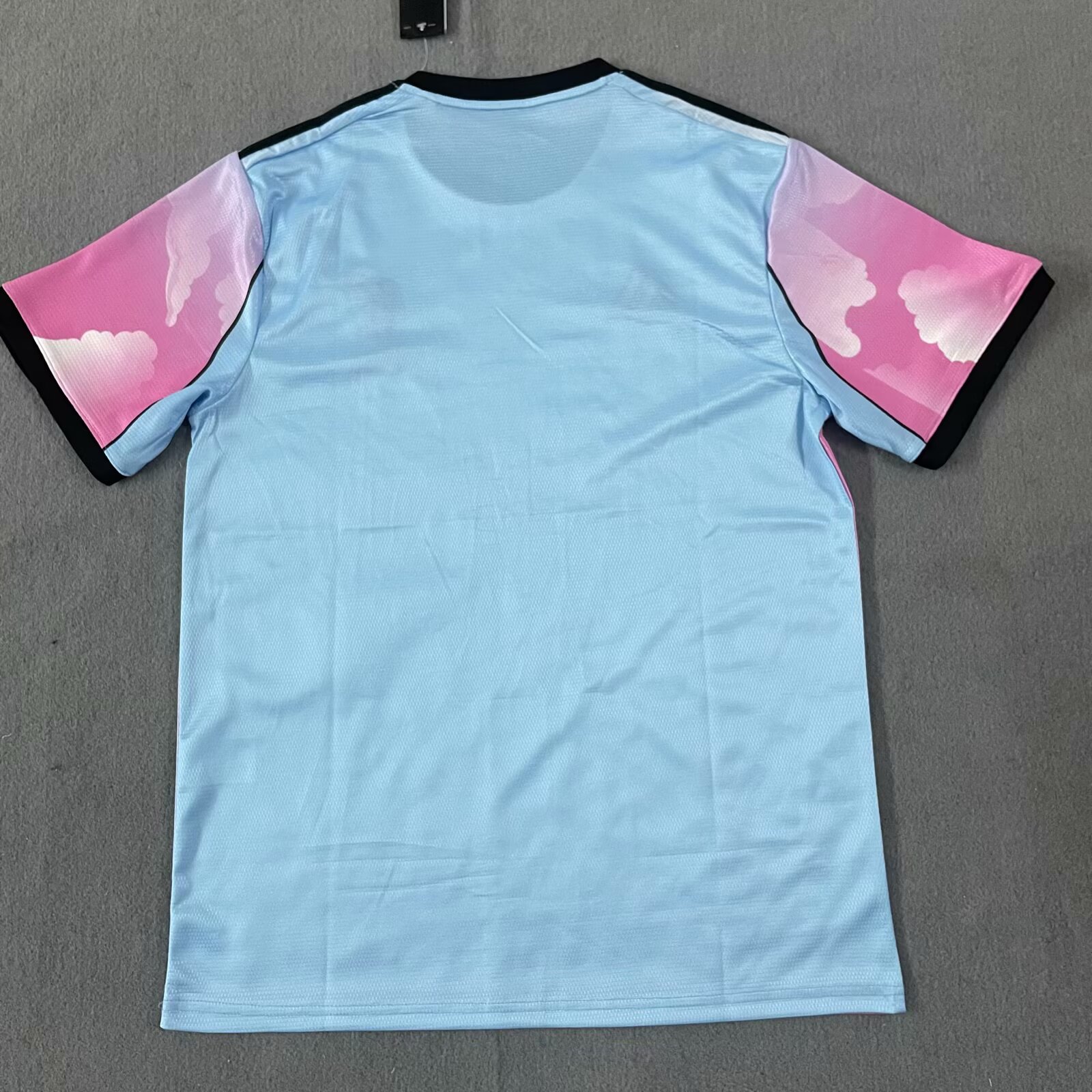 2025/2026 Liverpool Edição especial 10 Camisa de futebol Qualidade tailandesa 1:1 - Image 2