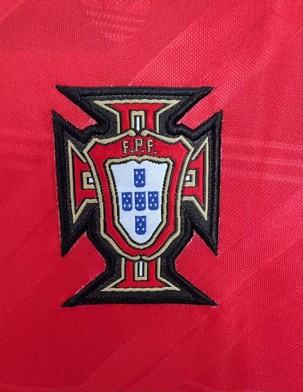 1992-1994 Retro Portugal Home Football Shirt 1:1 Thai Quality - Image 5