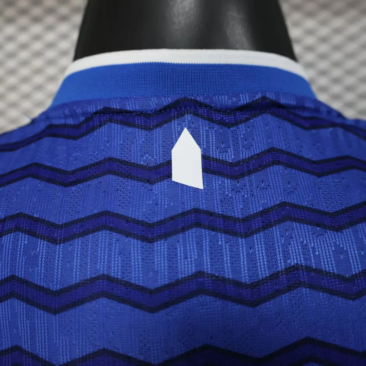 2025/2026 Player Version Everton Home Football Jersey 1:1 Thai quality - Image 7