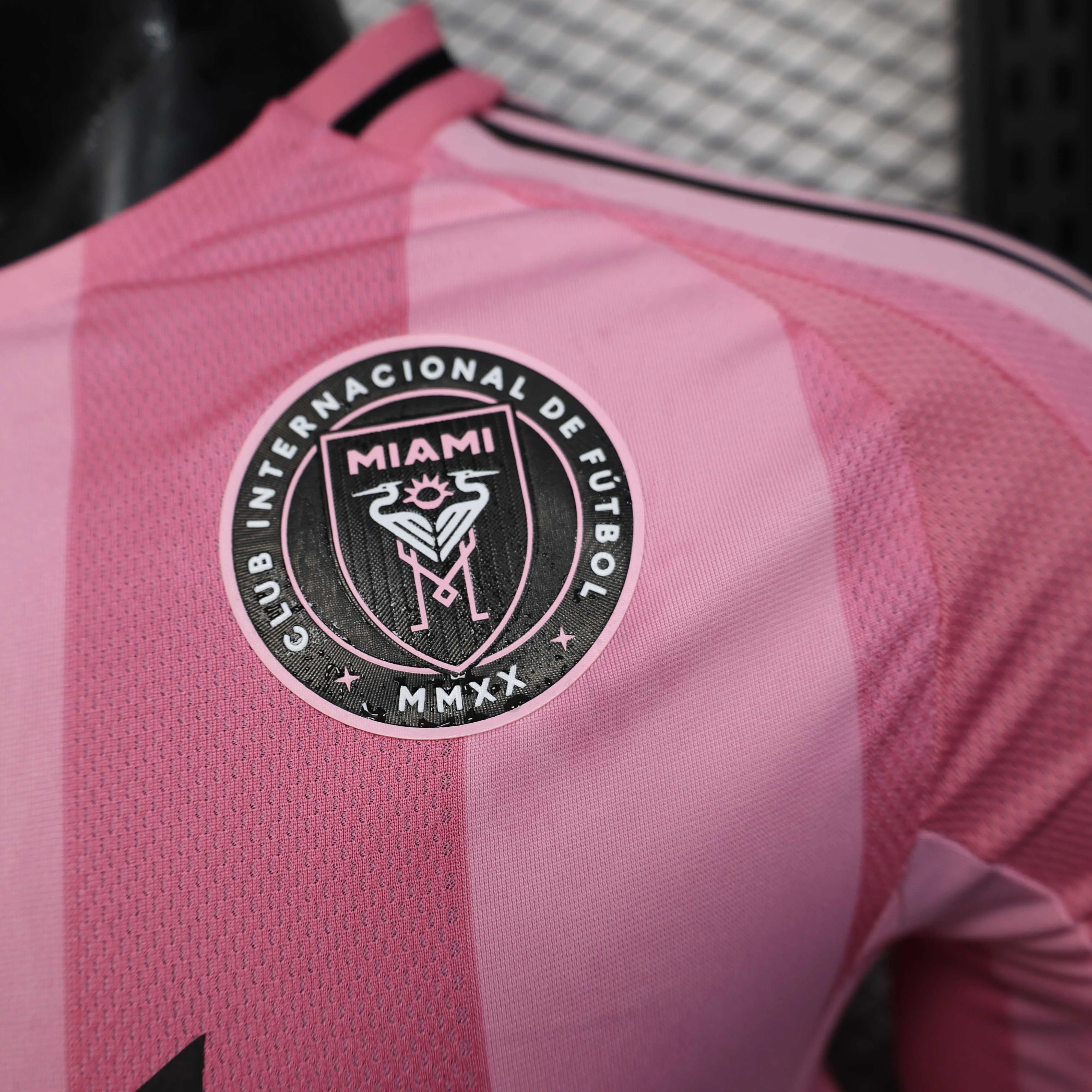 2025/2026 Long Sleeve Inter Miami Home Player Version Football Jersey 1:1 Thailand Quality - Image 5