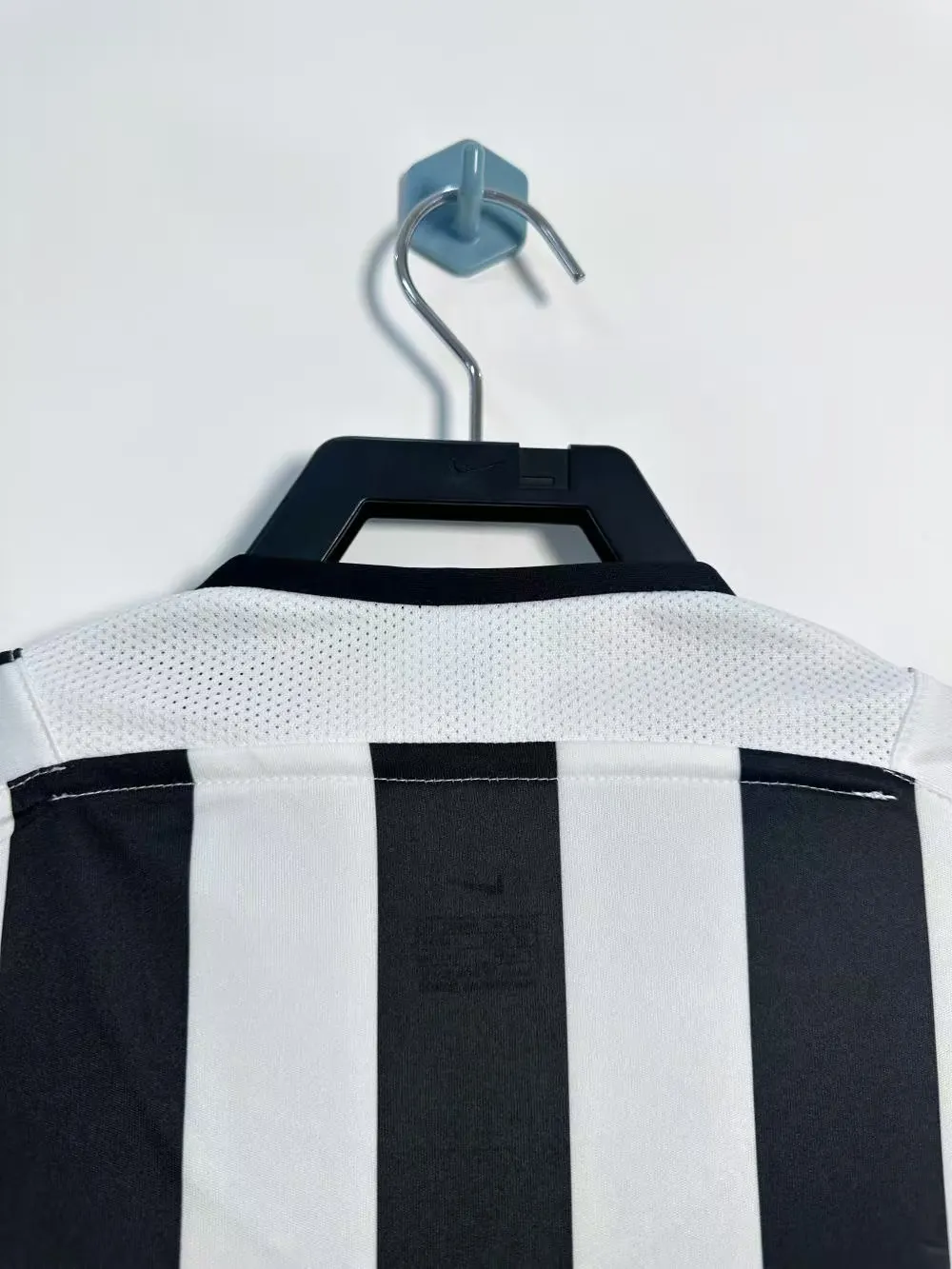 2003-2004 Retro Juventus Thuis Voetbalshirt 1:1 Thaise kwaliteit - Afbeelding 4
