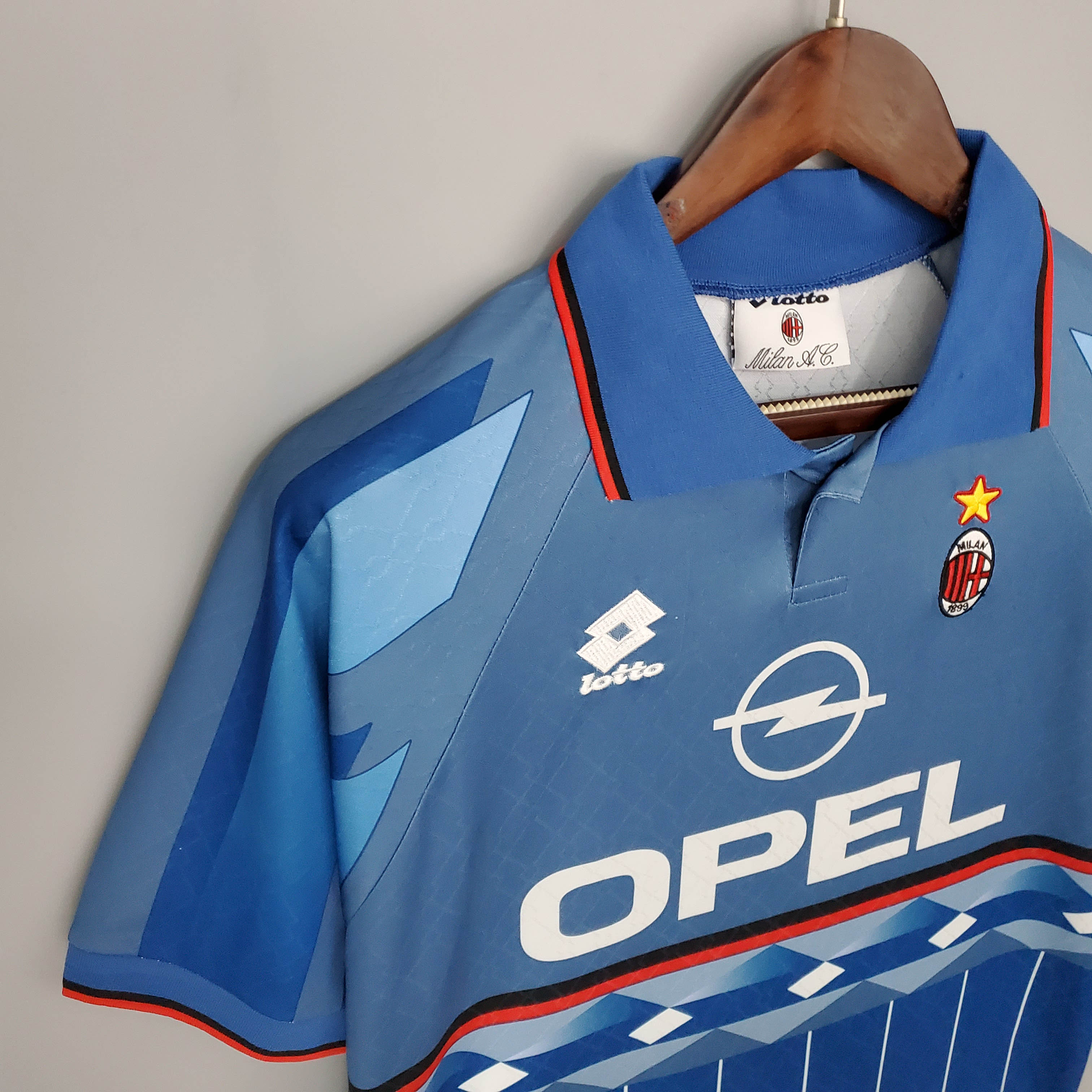 1995/1996 Retrô AC Milan Quarta Fora Camisa de futebol Qualidade tailandesa 1:1 - Image 7