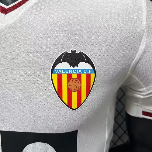 2026/2027 Oyuncu versiyonu Valencia İç saha Futbol forması 1:1 Tayland kalitesi - Görsel 7