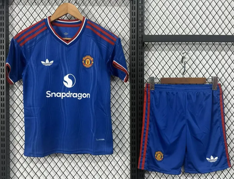 2026/2027 Manchester United Deplasman Futbol forması 1:1 Tayland kalitesi Çocuk bedeni
