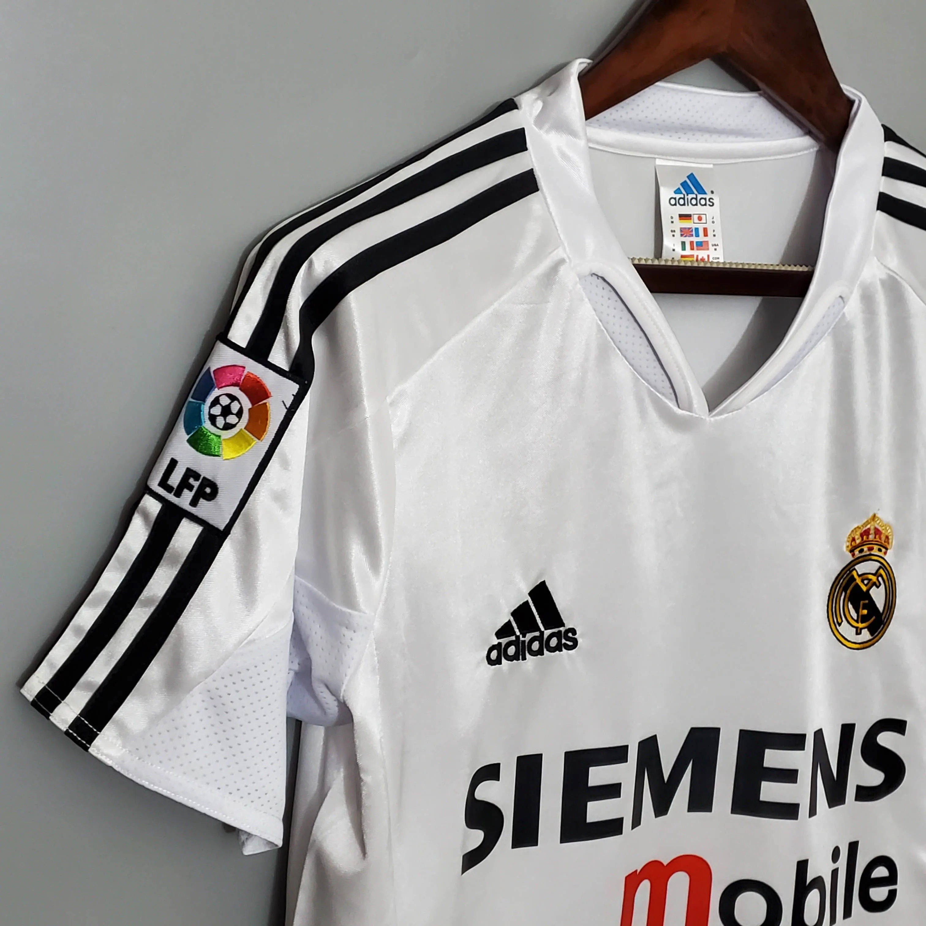 2004/2005 Retrô Real Madrid Casa - Image 6
