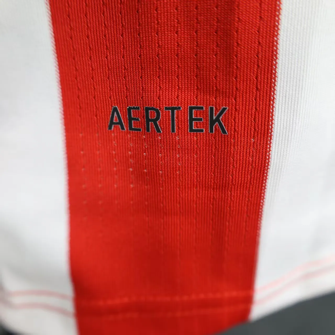 2025/2026 Spelersversie Athletic Bilbao Thuis Voetbalshirt 1:1 Thaise kwaliteit - Afbeelding 11