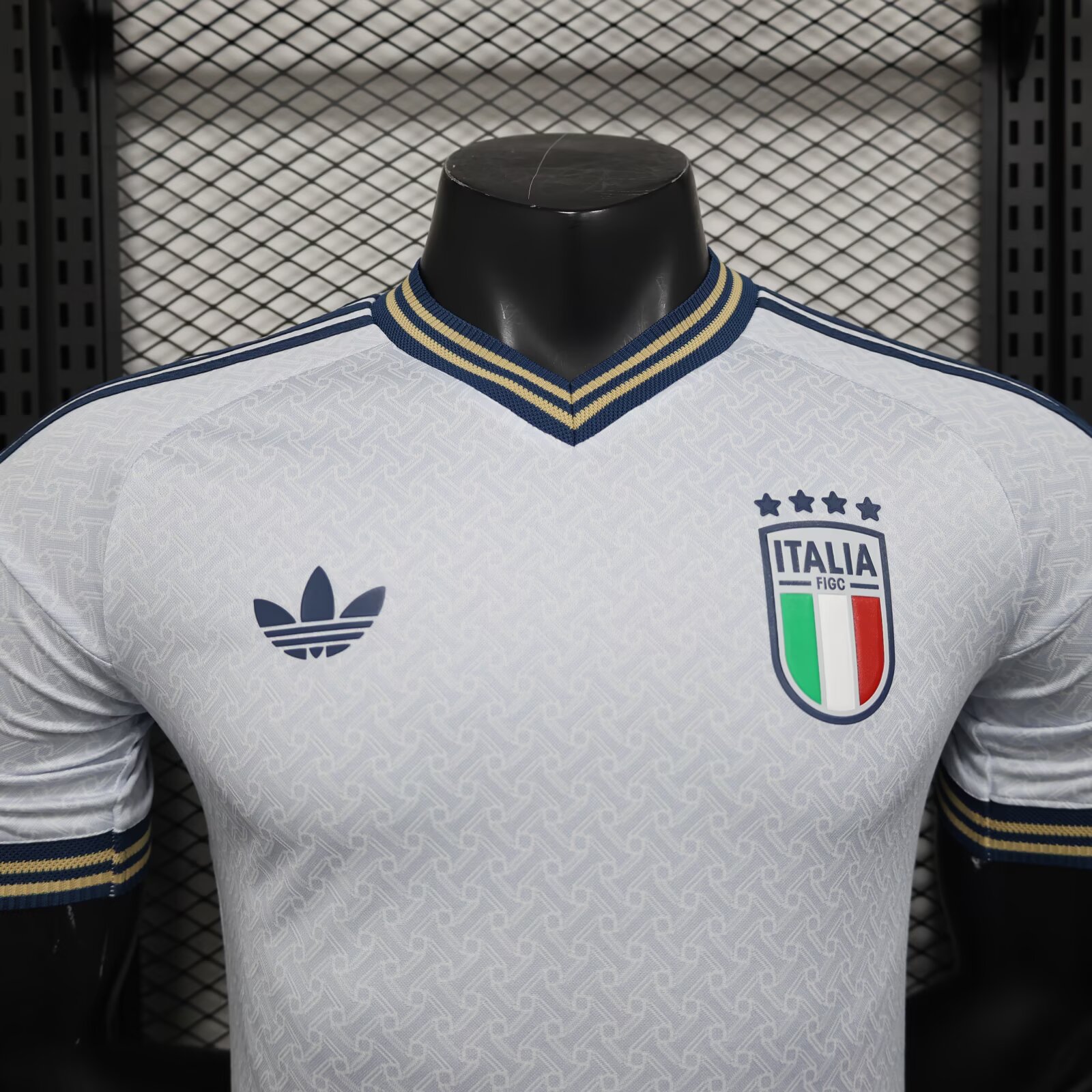 2026 Versão jogador Itália Fora Camisa de futebol Qualidade tailandesa 1:1 - Image 3