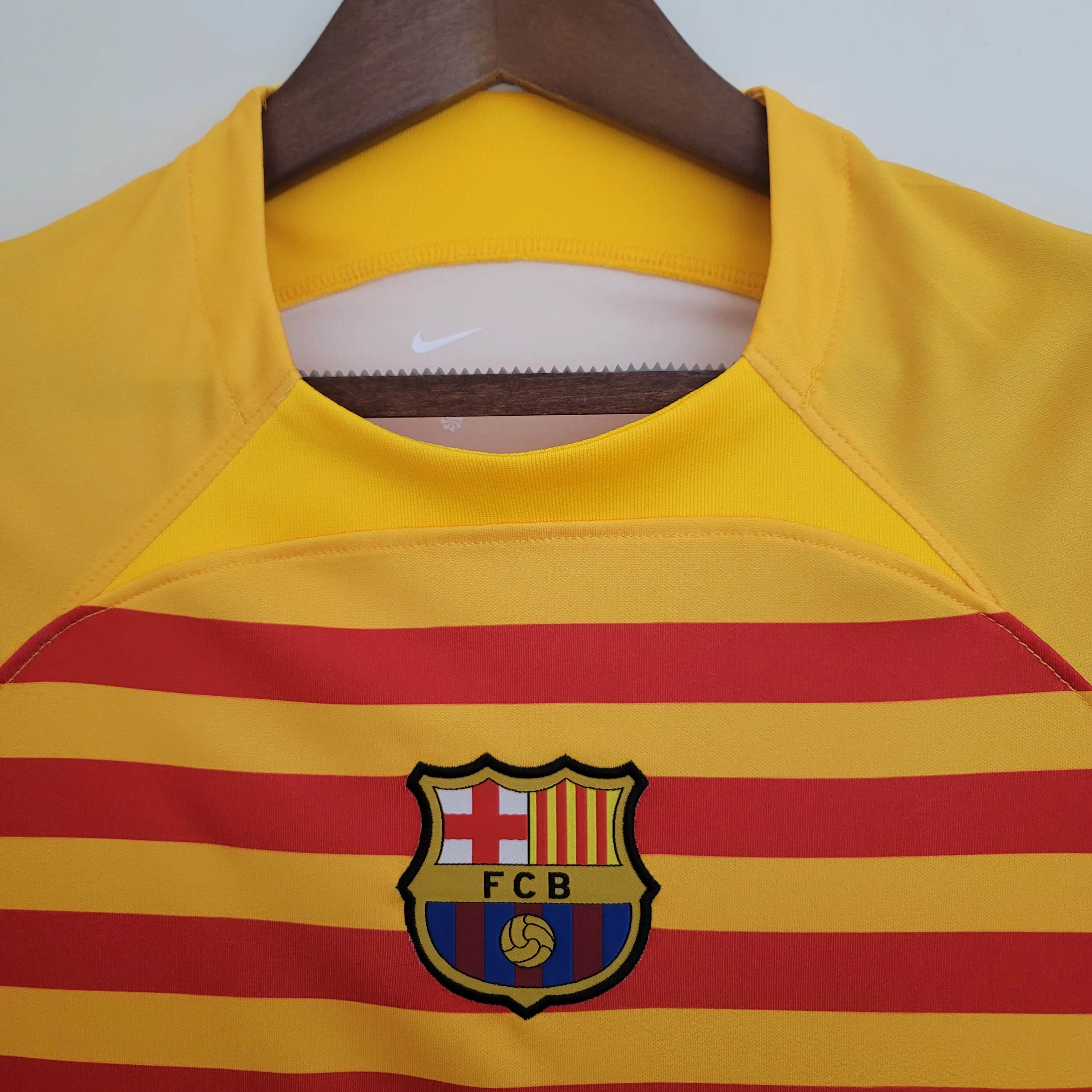 2022/2023 Barcelona Dördüncü Deplasman Futbol forması 1:1 Tayland kalitesi - Görsel 3
