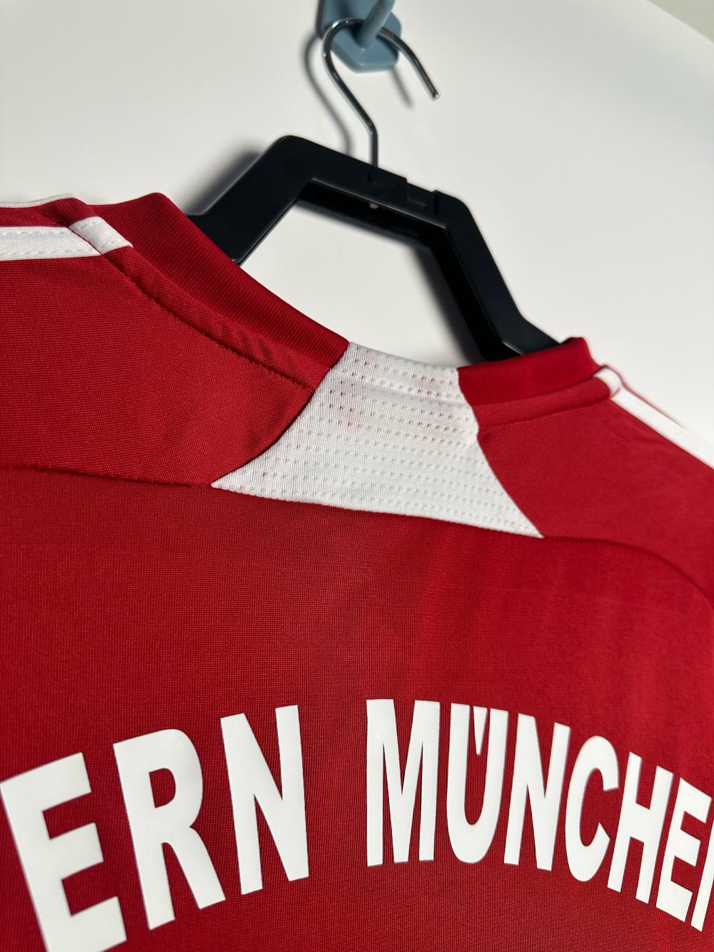 2007-2008 Retro Bayern Munich Home Football Jersey 1:1 Thai Quality - Image 4
