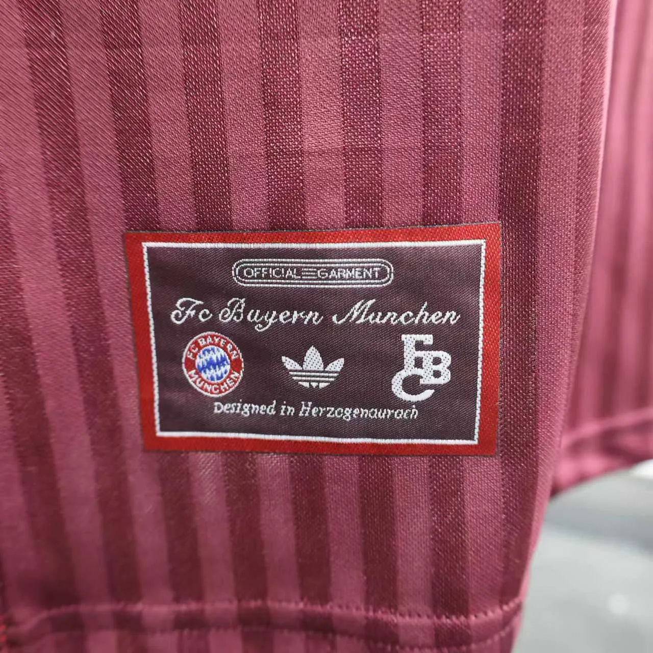 2025/2026 Oyuncu versiyonu Bayern Munich Özel sürüm Futbol forması 1:1 Tayland kalitesi - Görsel 8