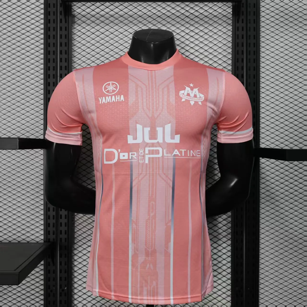 2025/2026 Oyuncu versiyonu Olympique de Marseille Özel sürüm Pembe Futbol forması 1:1 Tayland kalitesi