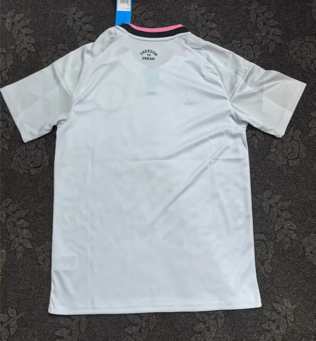 2026 Inter Miami Troisième Extérieur Maillot de football Qualité thaï 1:1 – Image 3