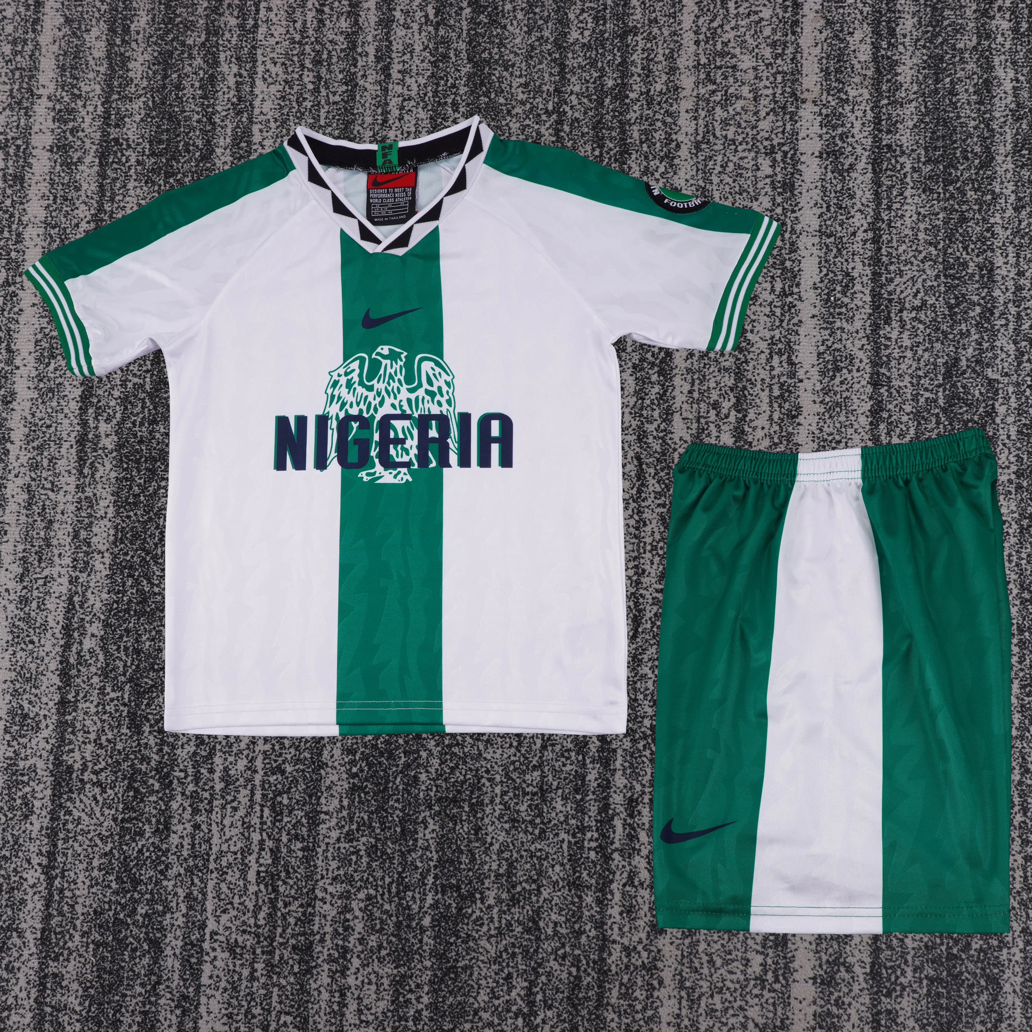 1996 Retro Nigeria Reprezentacja Wyjazdowa Koszulka piłkarska Jakość tajska 1:1 Rozmiar dziecięcy