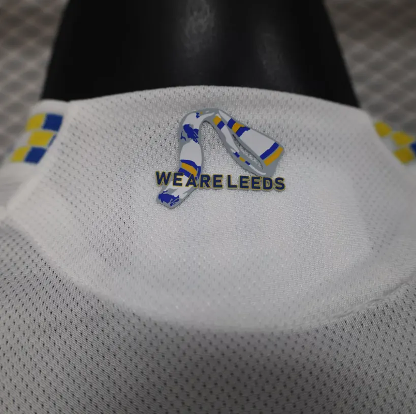 2025/2026 Spielerversion Leeds United Heim Fußballtrikot 1:1 Thai-Qualität – Bild 10