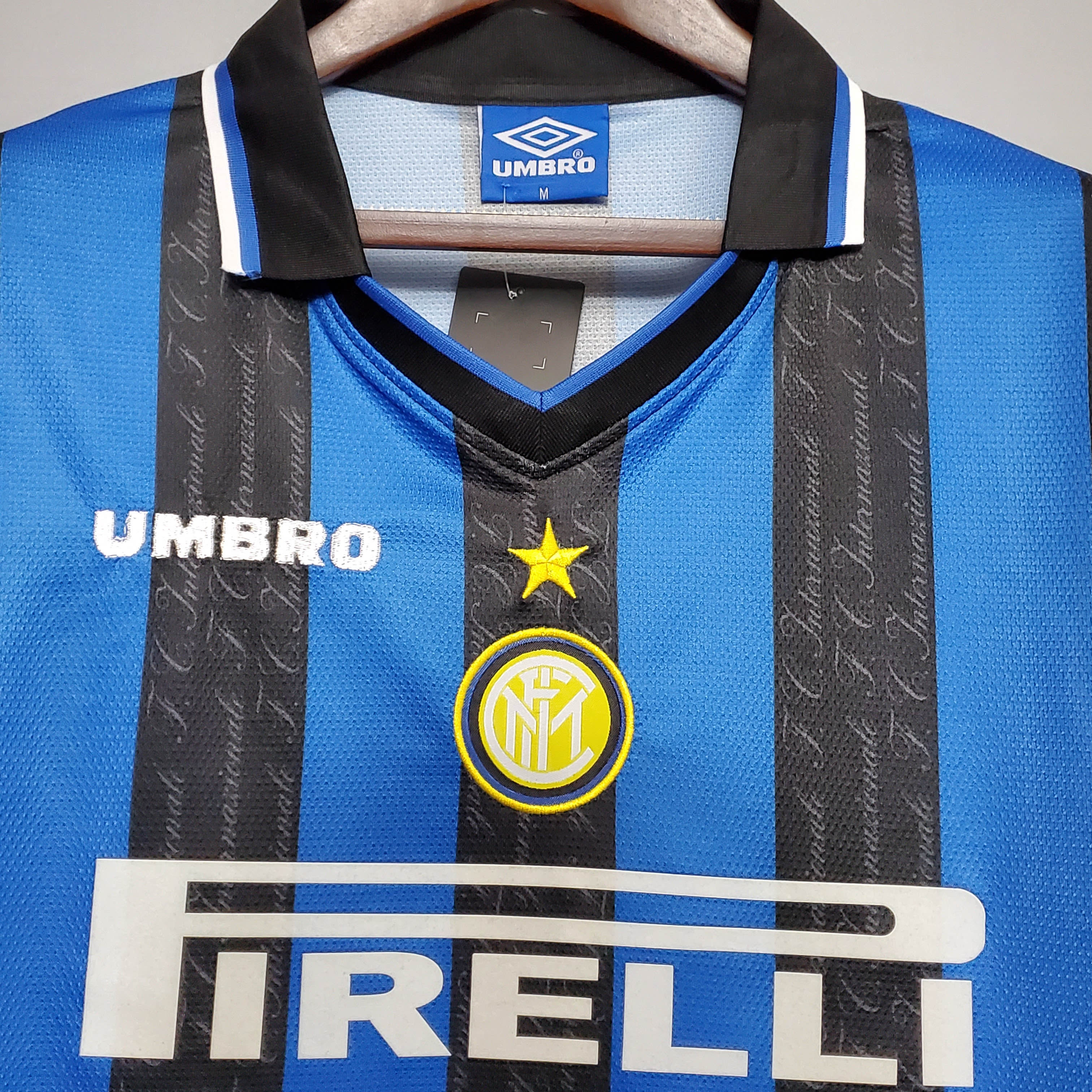 1997/1998 Retrô Internazionale Milan Casa Camisa de futebol Qualidade tailandesa 1:1 - Image 3