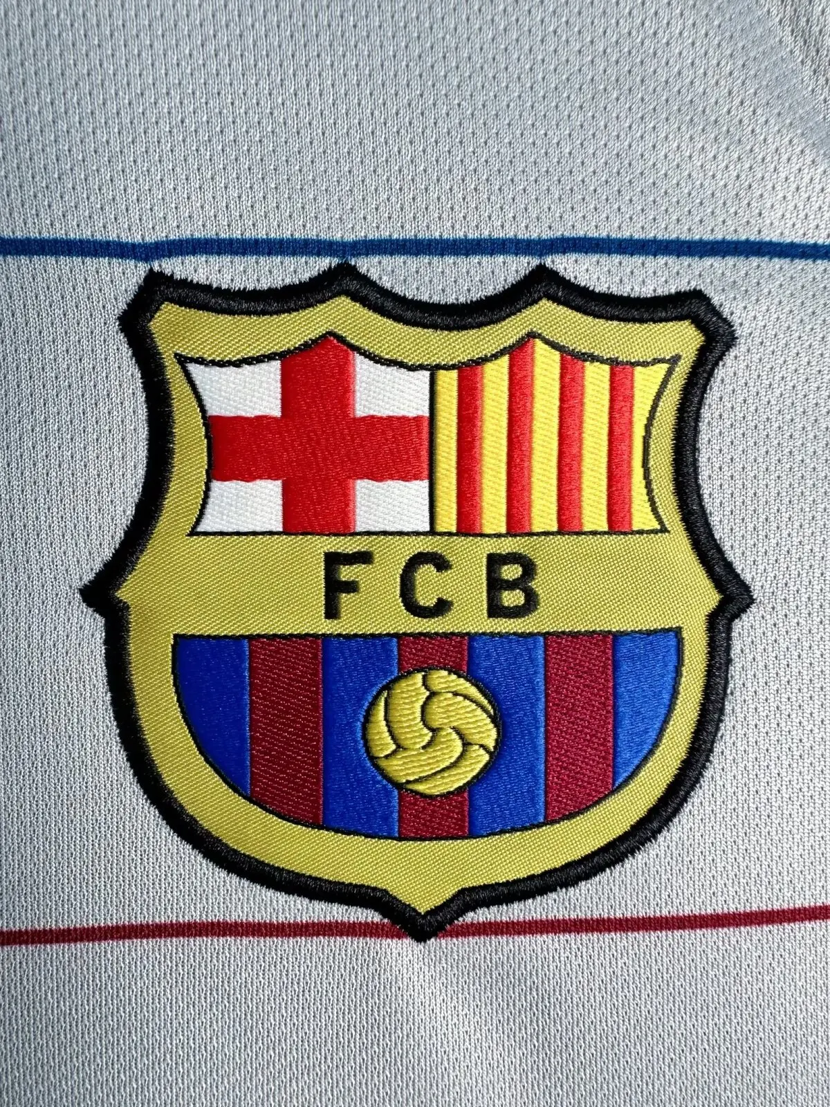 2003/2004 Retro Barcelona Long Sleeves Away Football Shirt 1:1 Thai Quality - Image 5