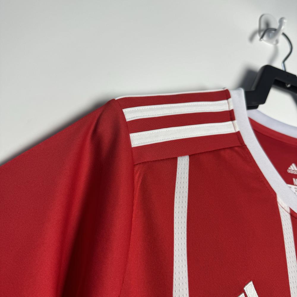 2017/2018 Retro Bayern Munich Home Football Jersey 1:1 Thai Quality - Image 4