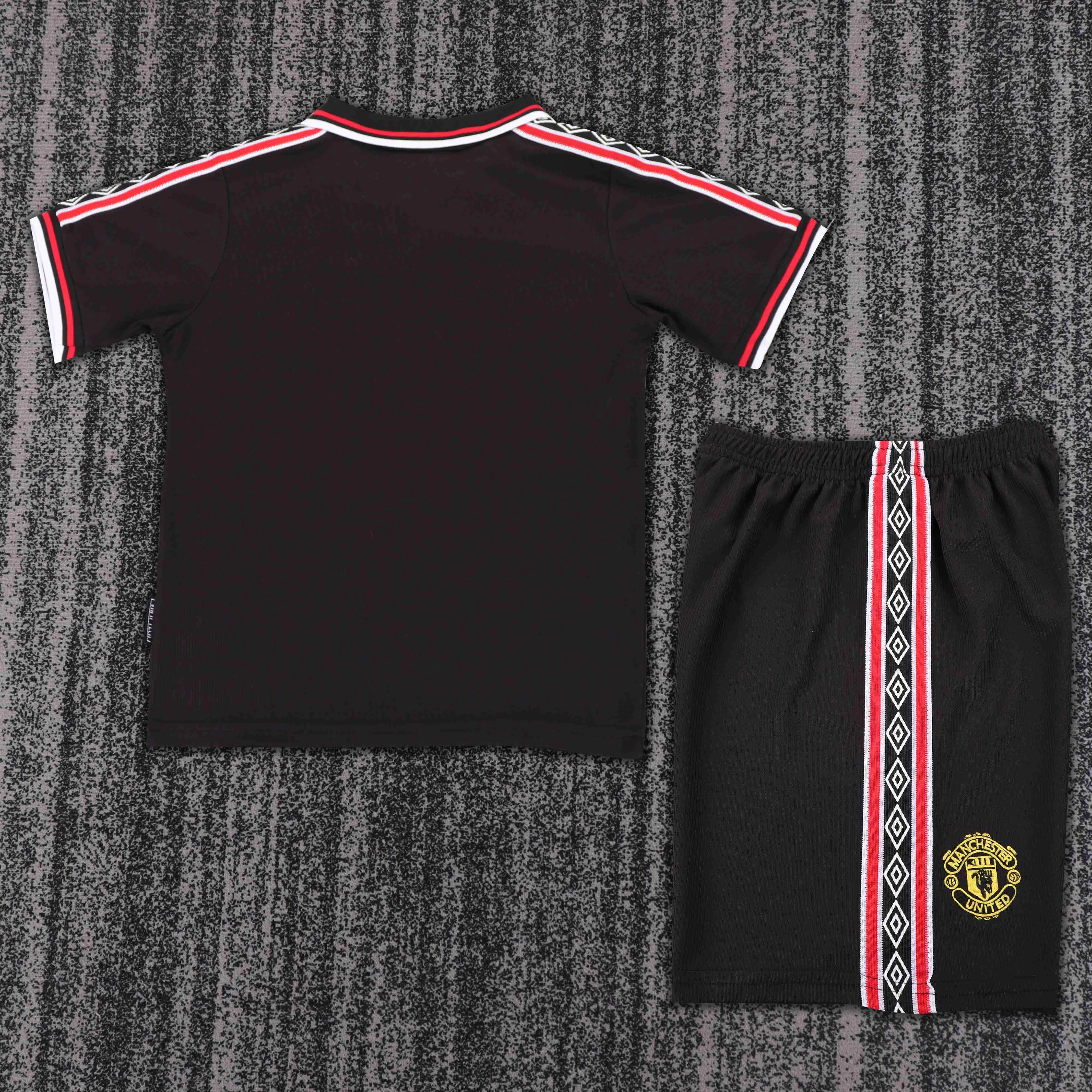 1998-1999 Retro Manchester United Deplasman Futbol forması 1:1 Tayland kalitesi Çocuk bedeni - Görsel 2