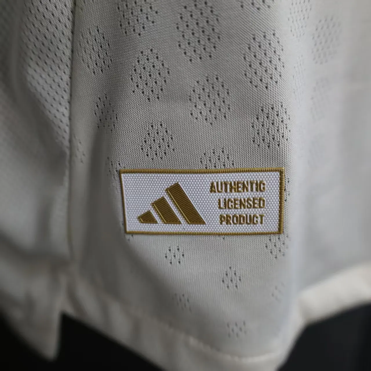 2025/2026 Long Sleeve Player Version Liverpool Away Football Shirt 1:1 Thai Quality - Image 9