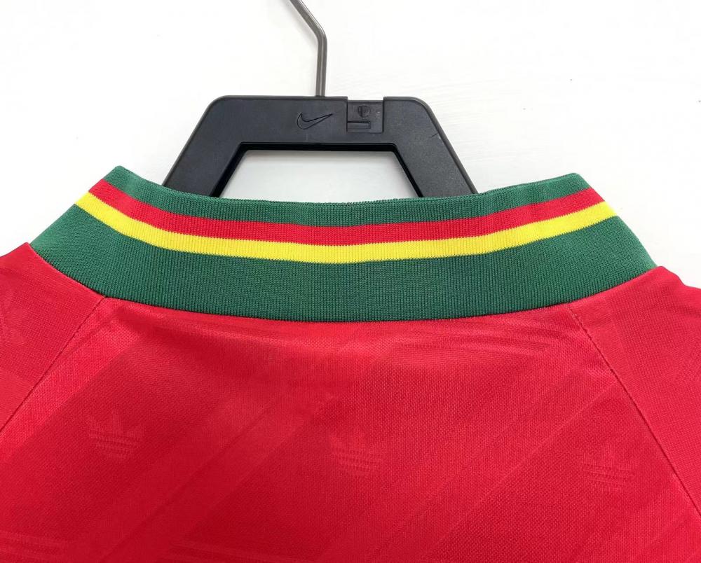 1992-1994 Retro Portugal Home Football Shirt 1:1 Thai Quality - Image 4