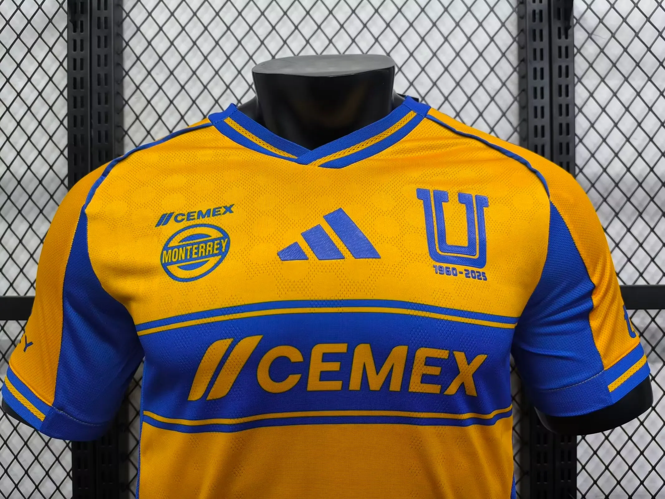 2025/2026 Player Version Tigres Home Football Jersey 1:1 Thai Quality - Image 3