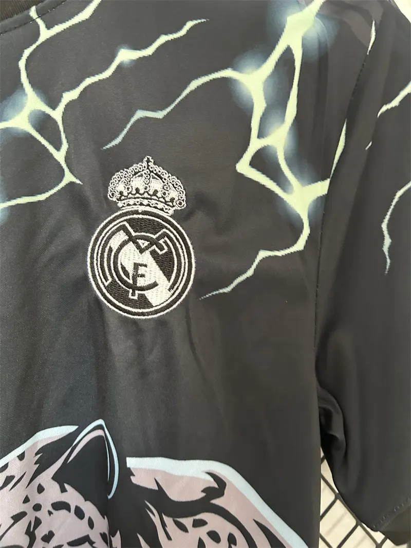 2024/2025 Real Madrid Leopard Edição especial Camisa Verde Qualidade tailandesa 1:1 - Image 6
