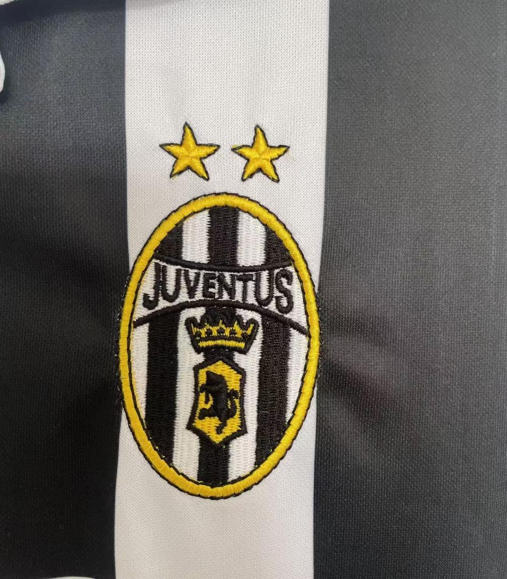 1999/2000 Retro Long Sleeve Juventus Home Soccer Jersey 1:1 Thai Quality - Image 4