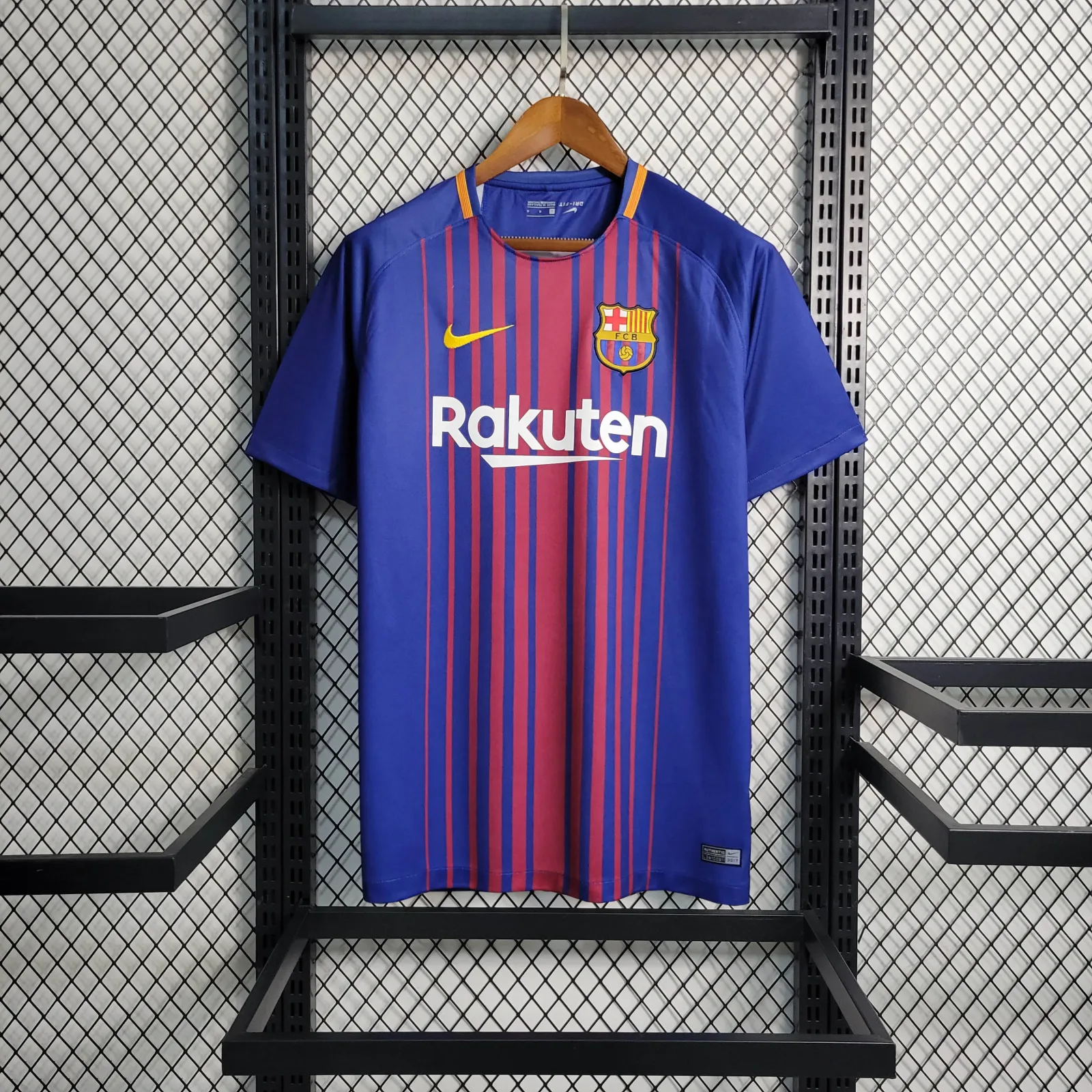 2017/2018 Retro Barcelona Casa Maglia da calcio Qualità thai 1:1