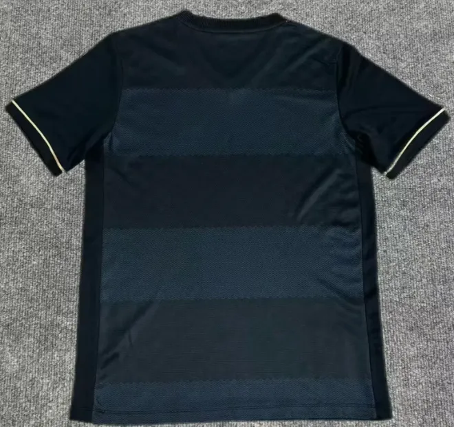 2025/2026 Flamengo Signed Edition Football Jersey 1:1 Thai Quality - Image 2
