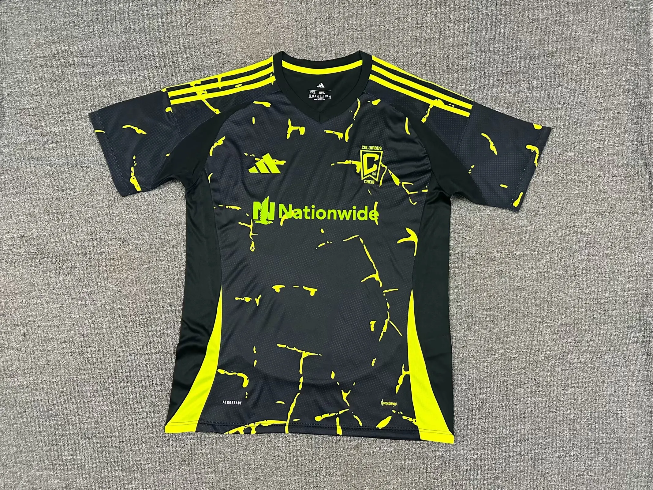 2025-2026 Columbus Crew Casa Camisa de futebol Qualidade tailandesa 1:1