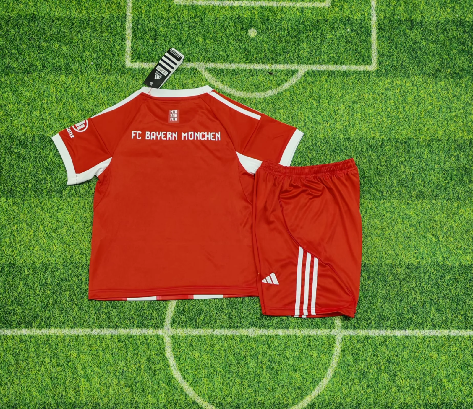 2025/2026 Bayern Munich İç saha Futbol forması 1:1 Tayland kalitesi Çocuk bedeni - Görsel 3