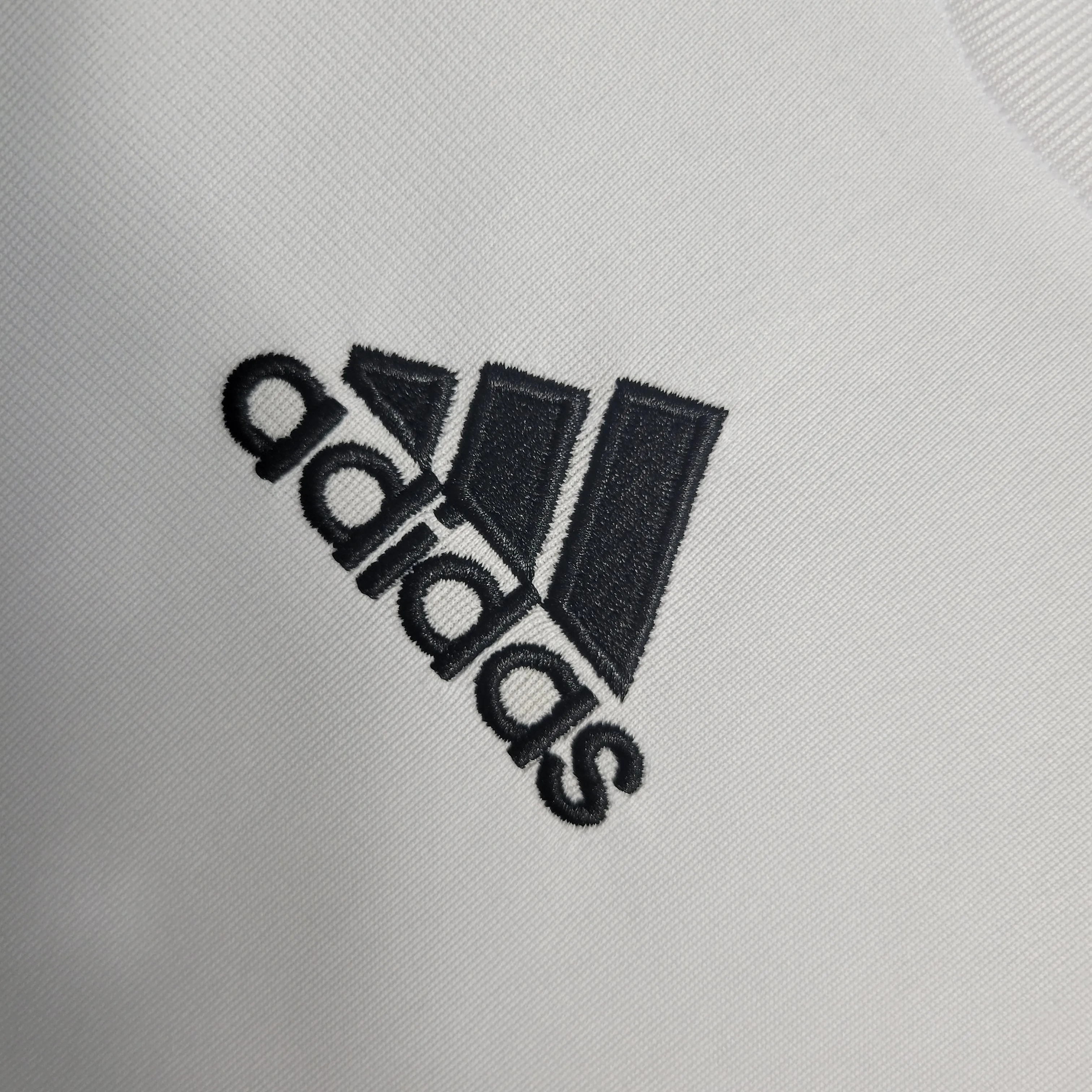 2009/2010 Retro Langarm Real Madrid Heim Fußballtrikot 1:1 Thai-Qualität – Bild 5