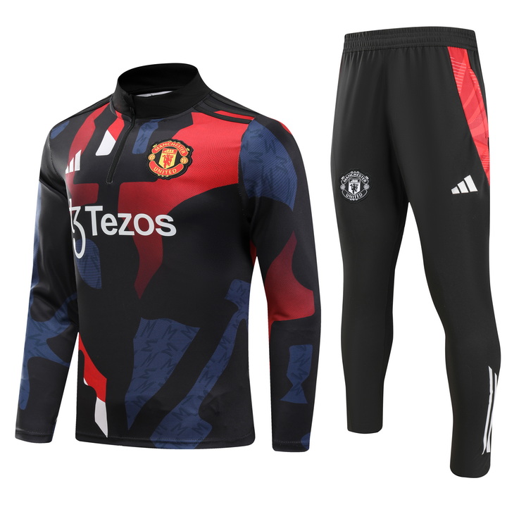 2024/2025 Manchester United Yarım fermuarlı eşofman Kırmızı Mavi ve Siyah print Futbol forması 1:1 Tayland kalitesi Set