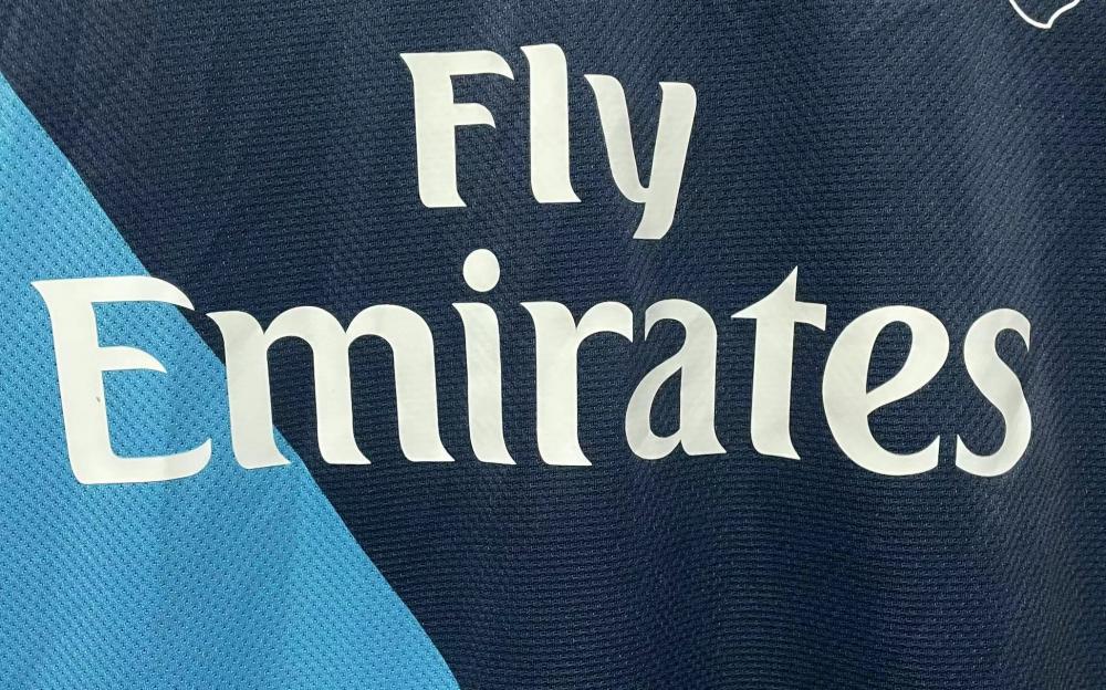2011/2012 Retrô Arsenal Fora Camisa de futebol Qualidade tailandesa 1:1 - Image 6