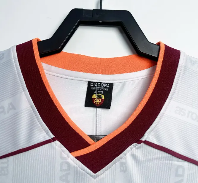 1999/2000 Retro Roma Away Football Jersey 1:1 Thai Quality - Image 3