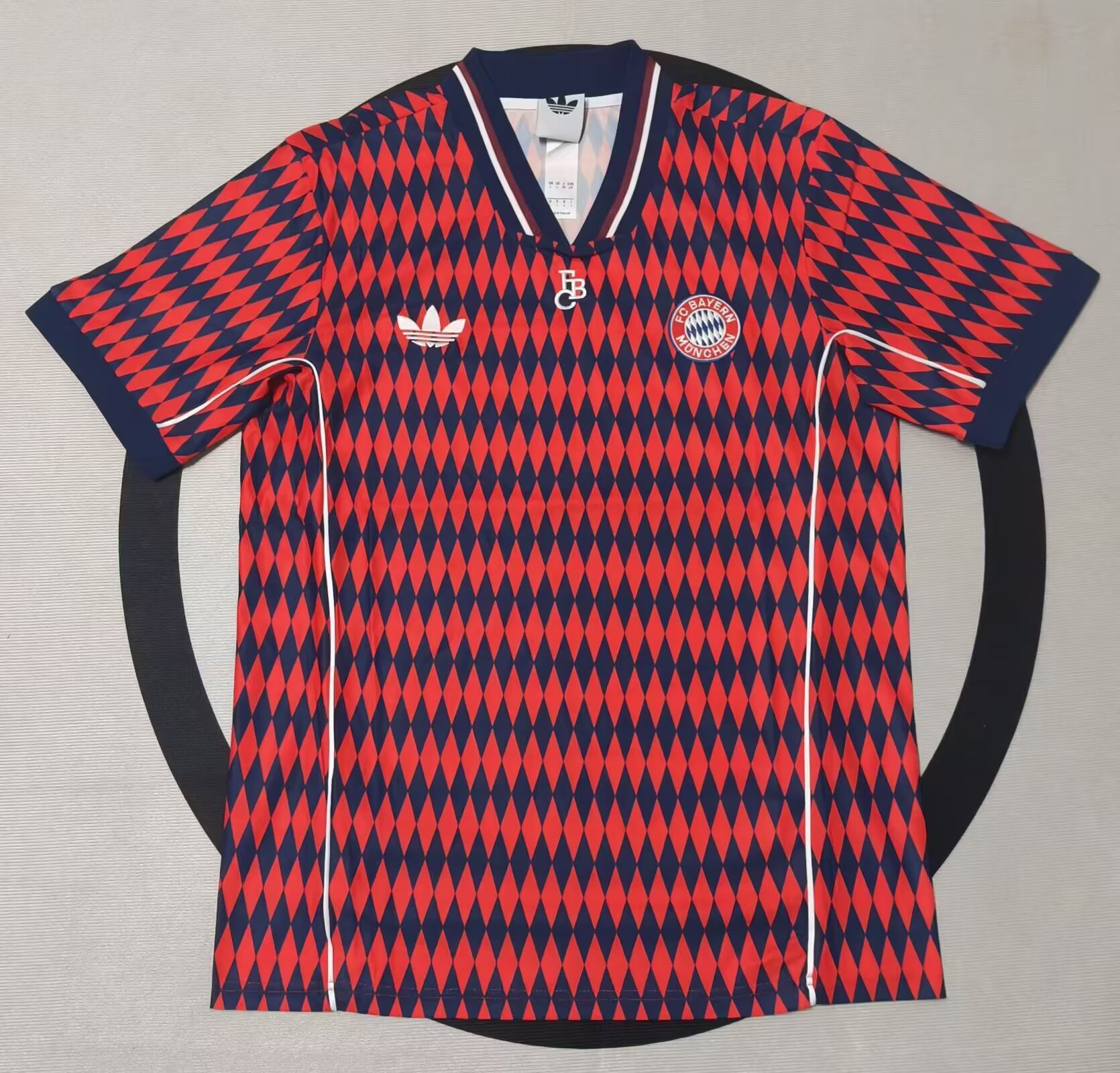 2025/2026 Bayern Munich Edição especial 05 Camisa de futebol Qualidade tailandesa 1:1