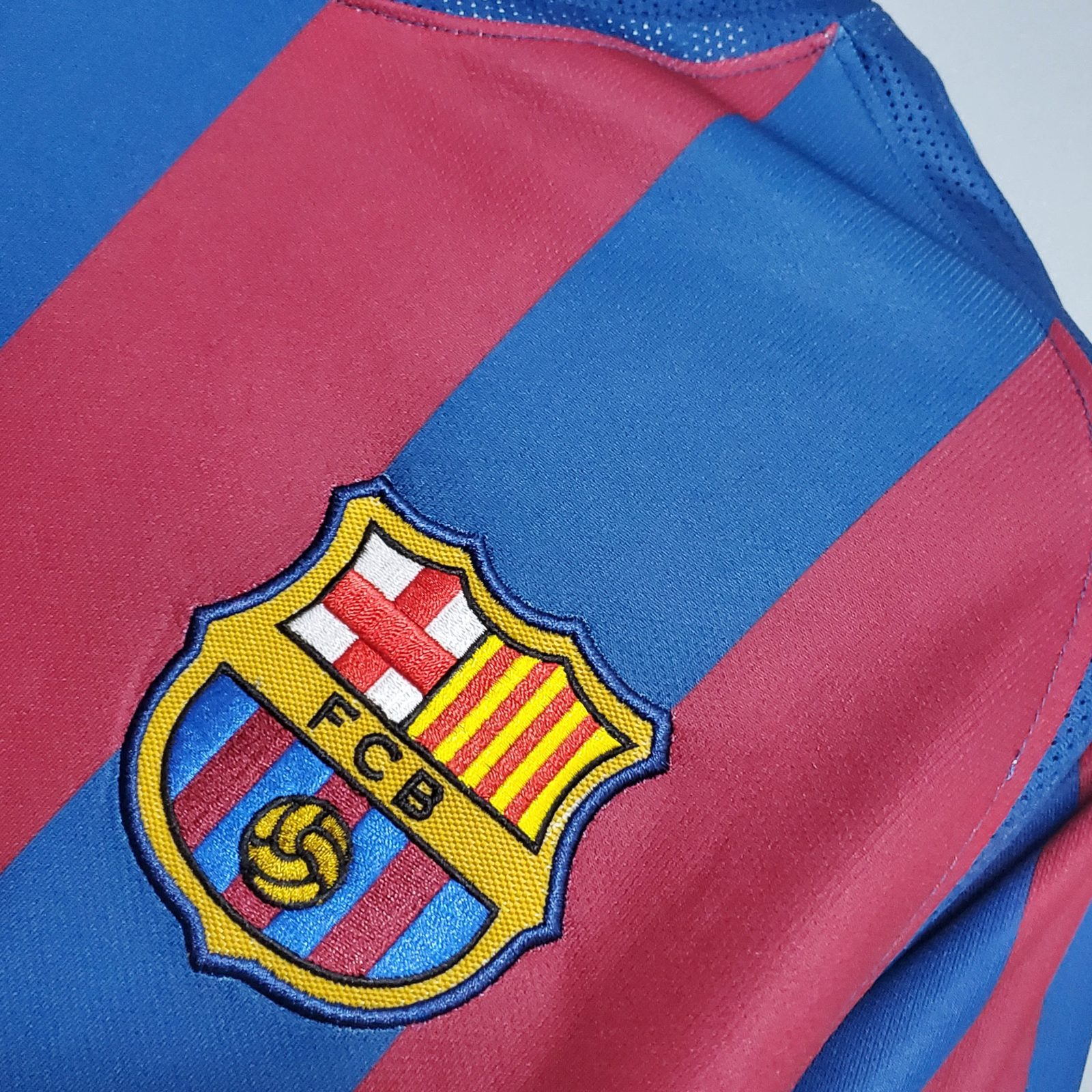 2005/2006 Retro Barcelona Home Football Shirt UEFA Champions League 1:1 Thai Quality - Image 5