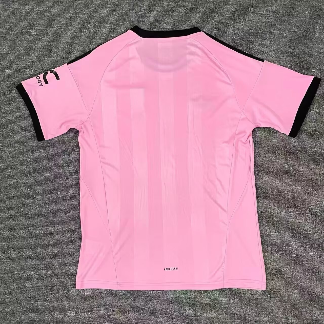 2025/2026 Manchester United Torwart Rosa Fußballtrikot 1:1 Thai-Qualität – Bild 3