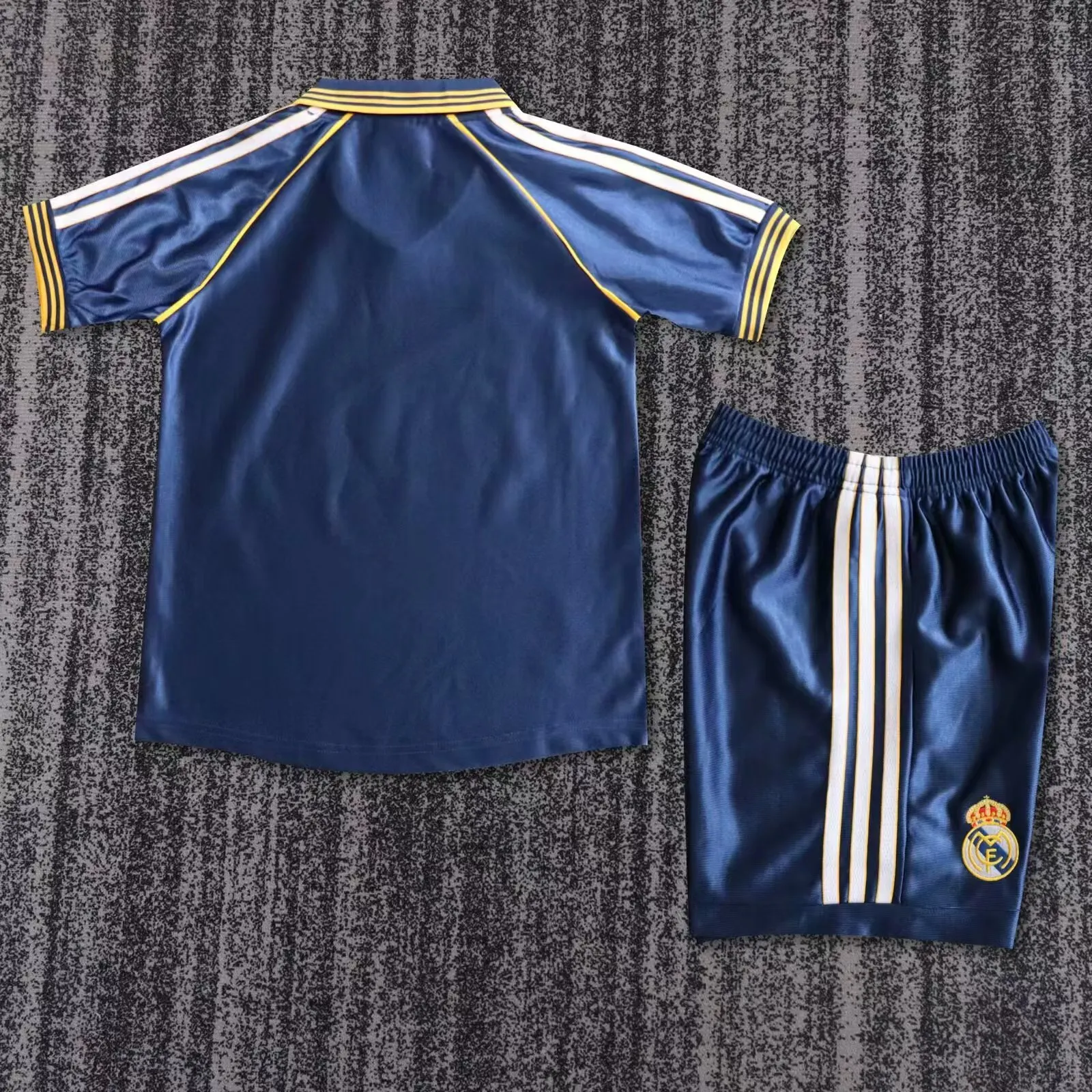 1998-2000 Retro Real Madrid Third Away Football Shirt 1:1 Thai Quality Kids Size - Image 2