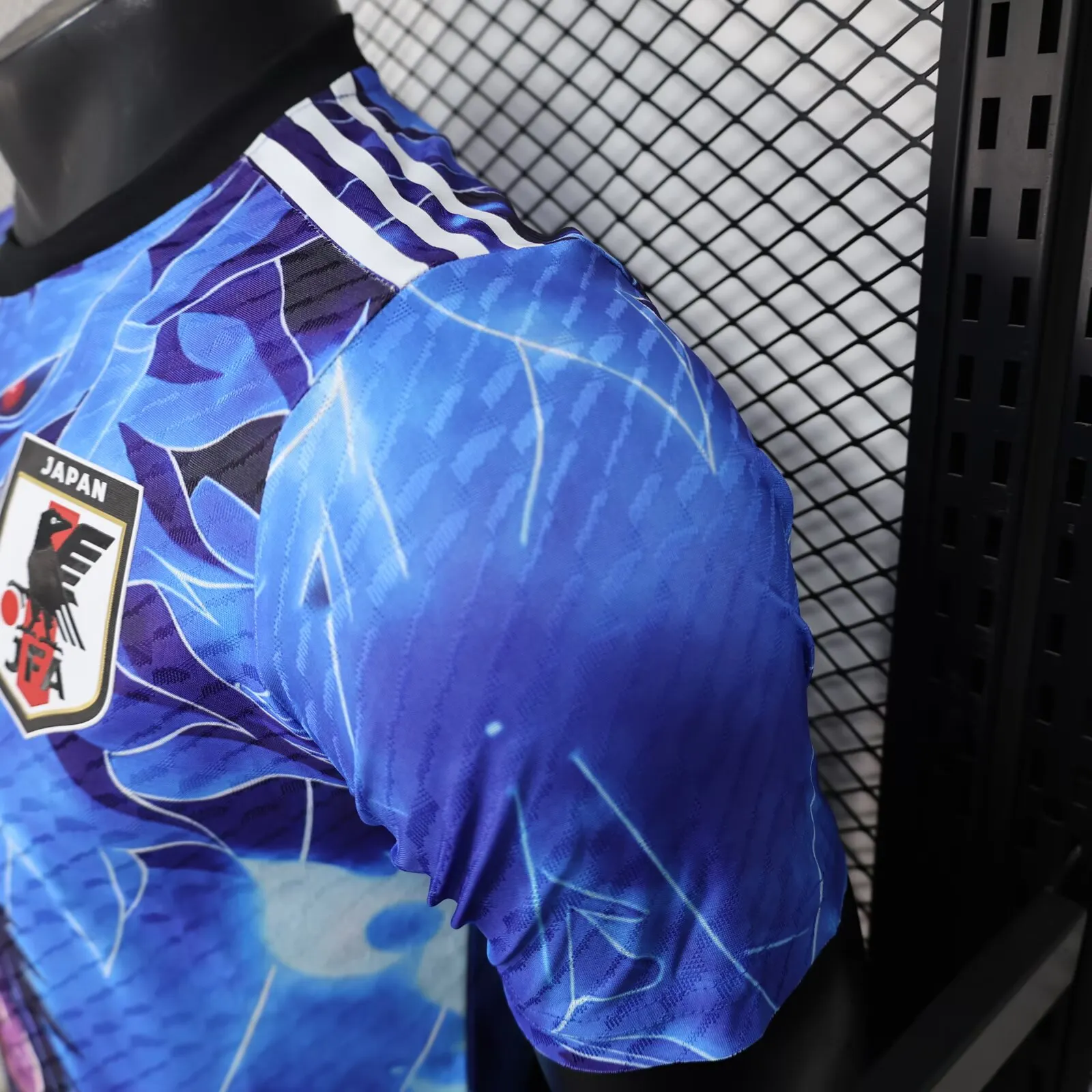 2025/2026 Spielerversion Japan Sonderedition 18 Fußballtrikot 1:1 Thai-Qualität – Bild 7