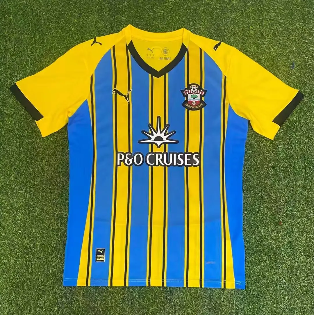 2025/2026 Southampton Deplasman Futbol forması 1:1 Tayland kalitesi