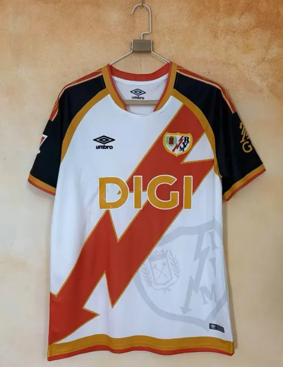 2026/2027 Vallecano Casa Camisa de futebol Qualidade tailandesa 1:1