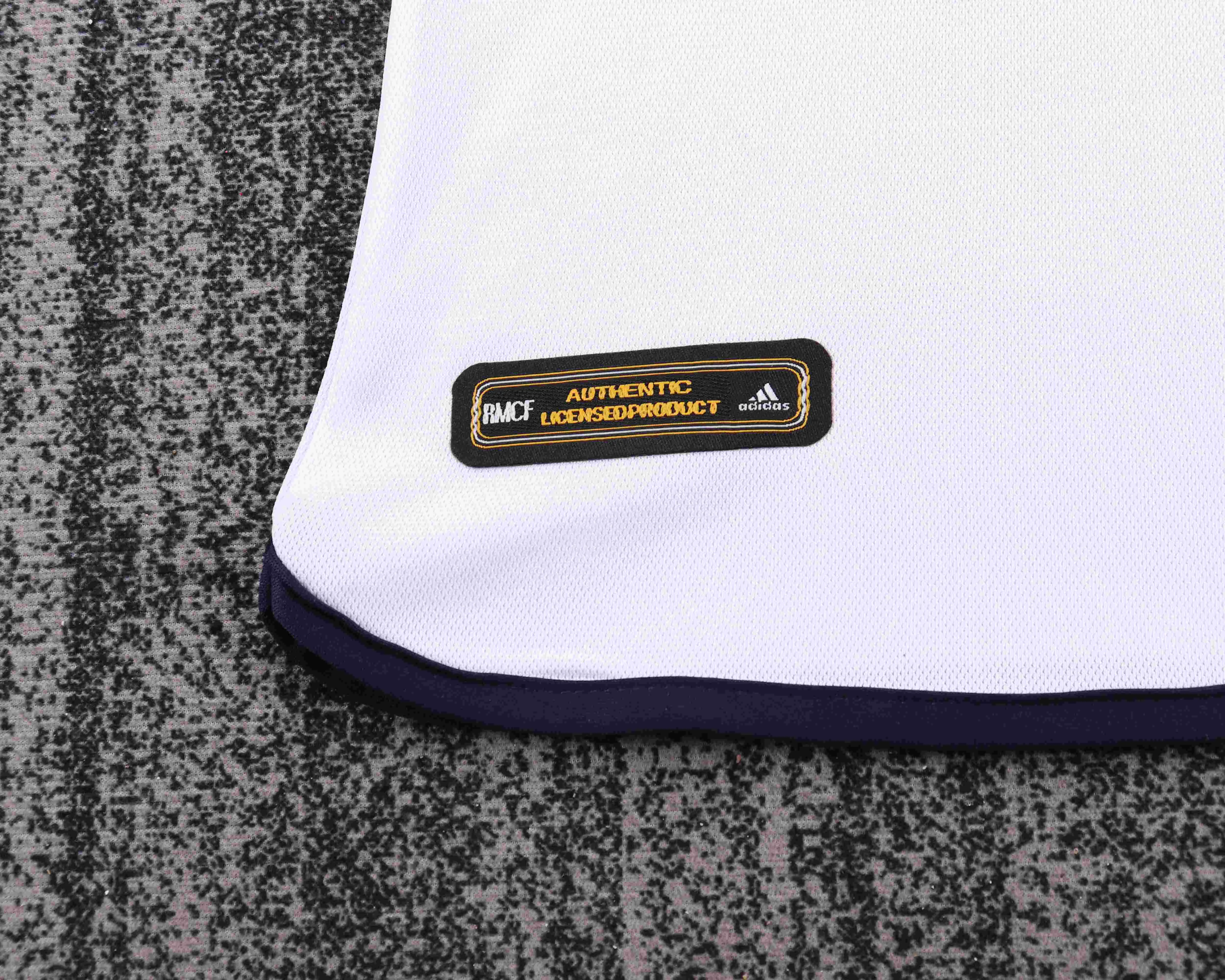 2000-2001 Retro Real Madrid Home Football Shirt 1:1 Thai Quality Kids Size - Image 8