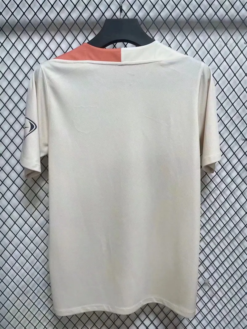 2025/2026 Barcelona Avant-match Traning 01 Maillot de football Qualité thaï 1:1 – Image 3