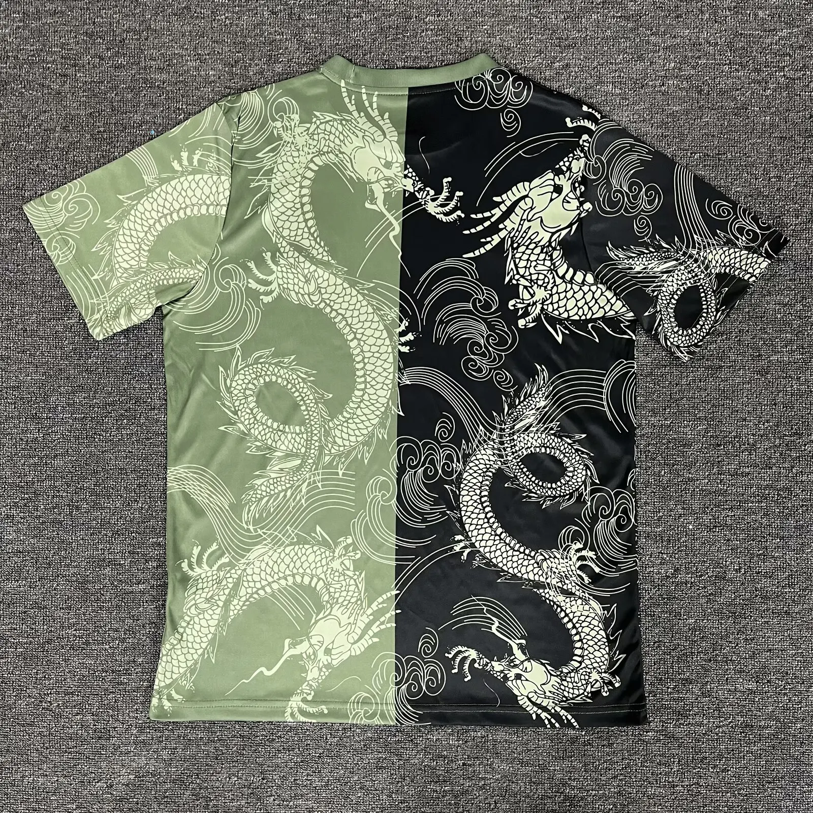 2025/2026 Real Madrid Dragon pattern Army green and Black Football Jersey 1:1 Thai Quality - Image 2